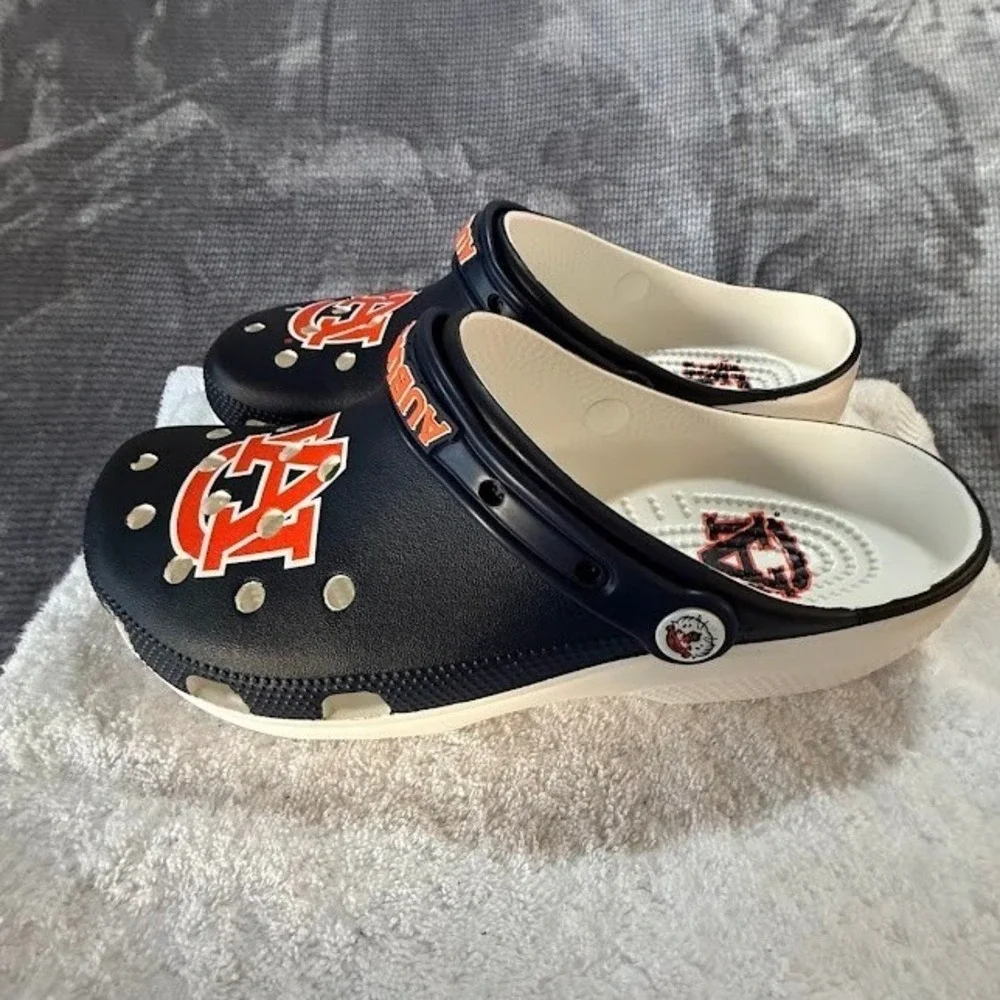 Crocs‎ Auburn Tigers NCAA Classic Clogs Navy Blue Orange Mens 9 Womens 11 NEW